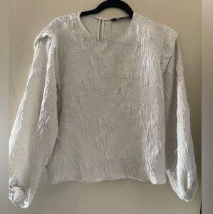 Zara white billowy puffy sleeve dressy long sleeve lightweight blouse top Sz lrg